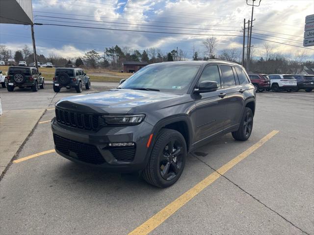 used 2024 Jeep Grand Cherokee car, priced at $41,900