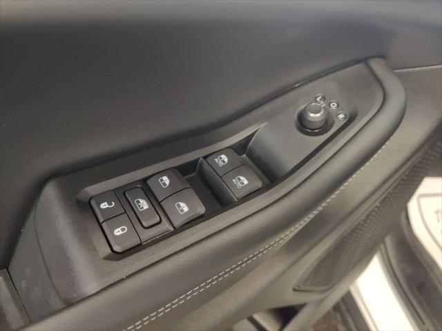 new 2025 Jeep Grand Cherokee car, priced at $41,075