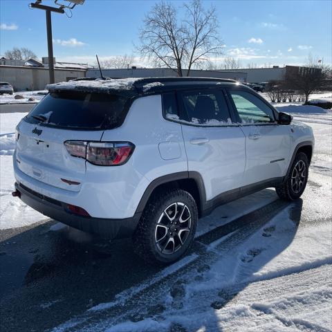 used 2025 Jeep Compass car, priced at $27,900