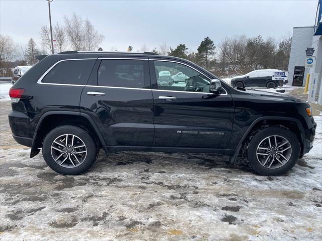 used 2022 Jeep Grand Cherokee car, priced at $29,900