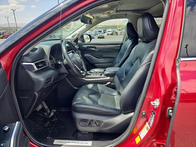 used 2022 Toyota Highlander car, priced at $38,499