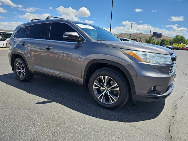used 2016 Toyota Highlander car, priced at $22,499