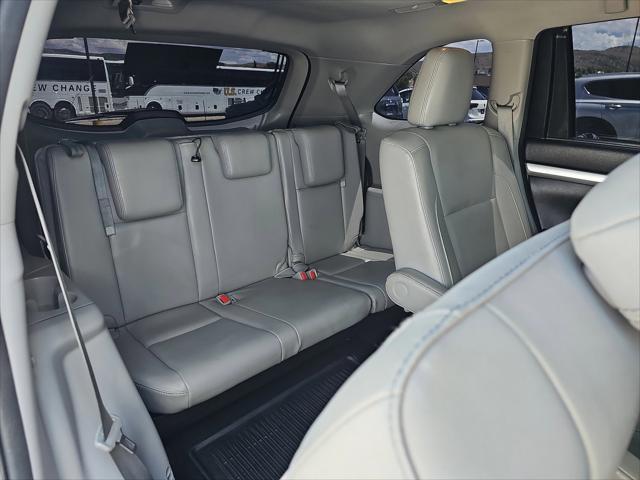 used 2016 Toyota Highlander car, priced at $22,499