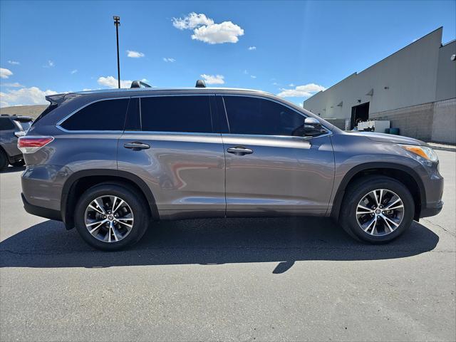 used 2016 Toyota Highlander car, priced at $22,499