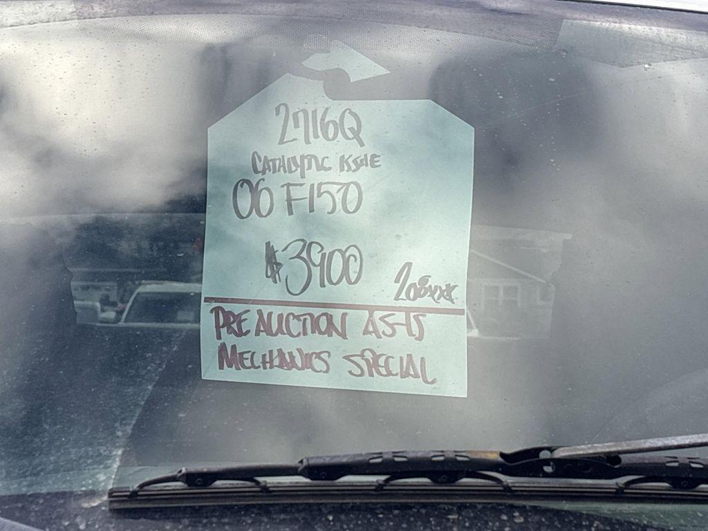 used 2006 Ford F-150 car, priced at $3,900