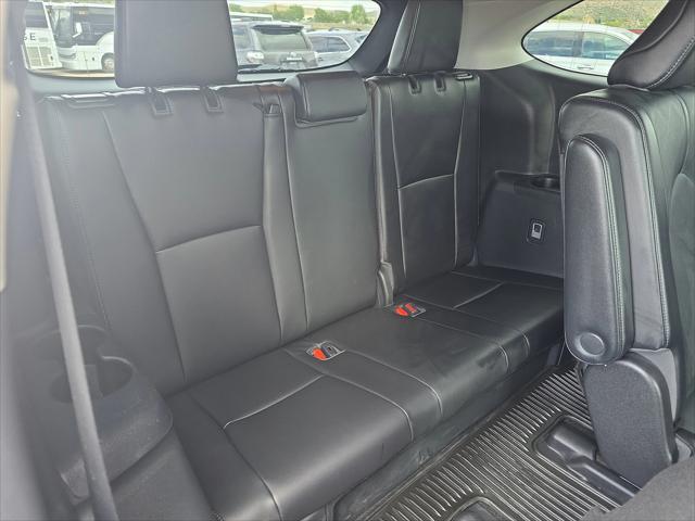 used 2023 Toyota Highlander car, priced at $43,999