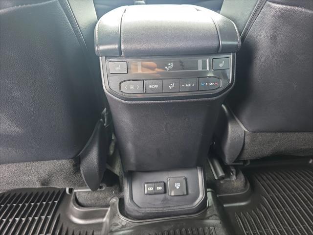 used 2023 Toyota Highlander car, priced at $43,999