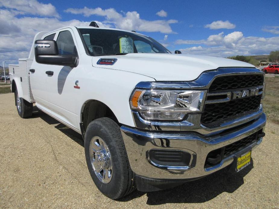 new 2024 Ram 3500 car, priced at $81,282