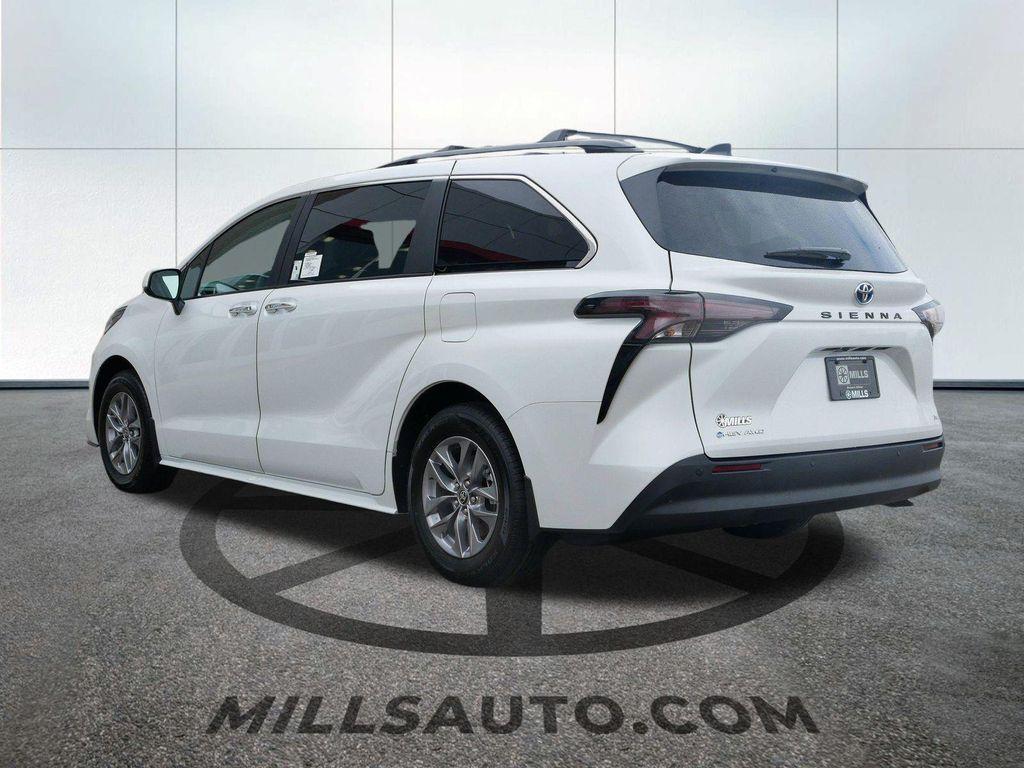 new 2025 Toyota Sienna car, priced at $50,075