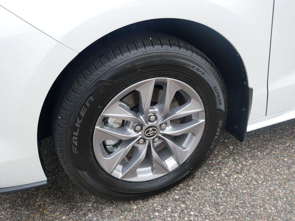 new 2025 Toyota Sienna car, priced at $50,075