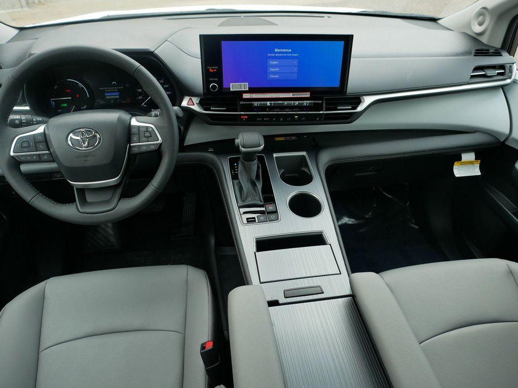 new 2025 Toyota Sienna car, priced at $50,075