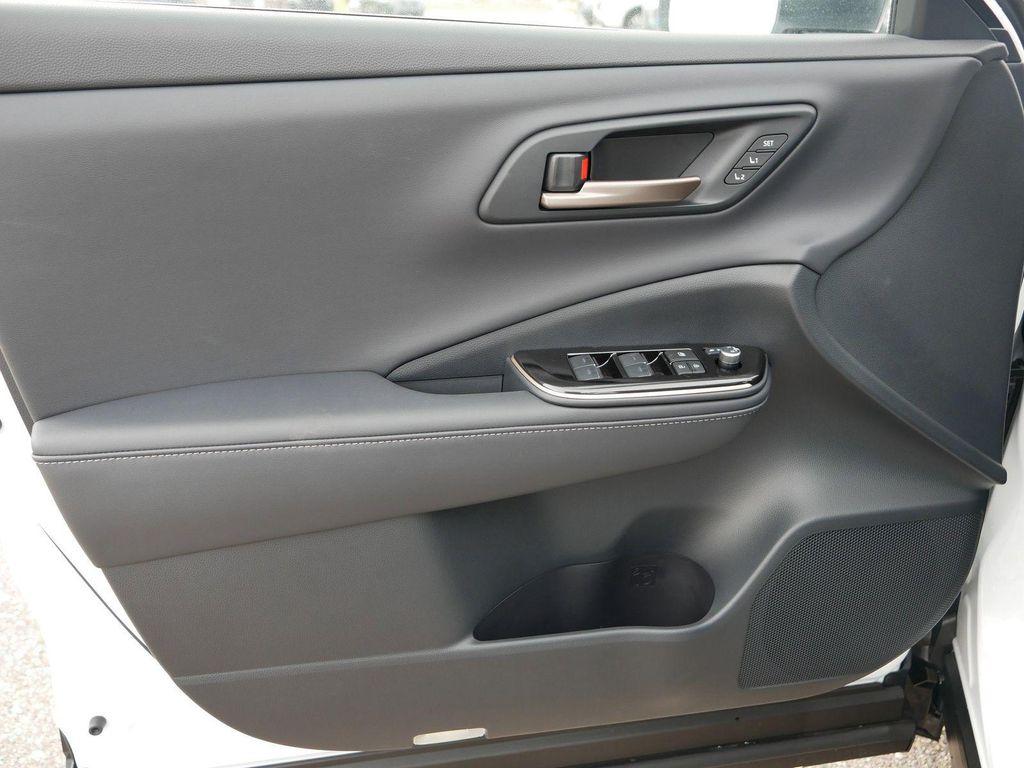 new 2025 Toyota Crown Signia car, priced at $51,795