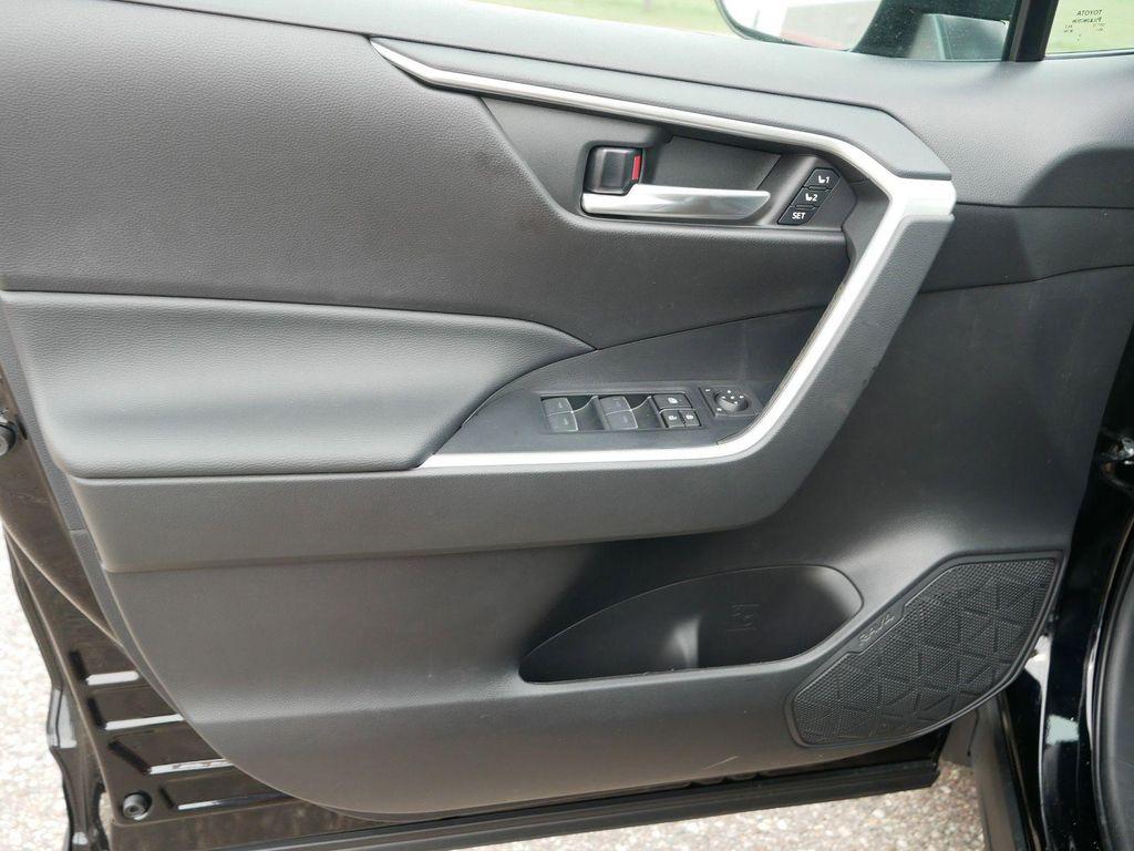 new 2025 Toyota RAV4 car, priced at $38,423