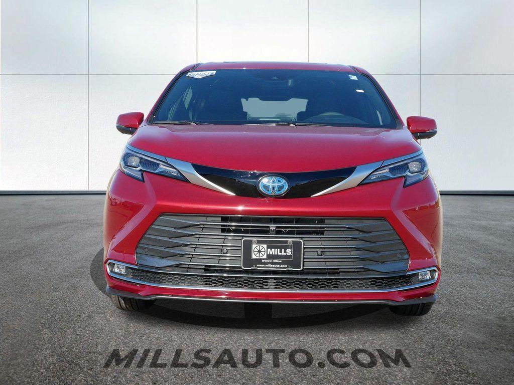 new 2025 Toyota Sienna car, priced at $61,120
