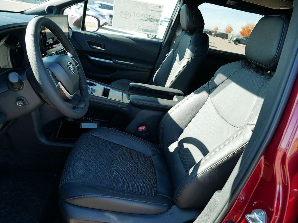 new 2025 Toyota Sienna car, priced at $61,120