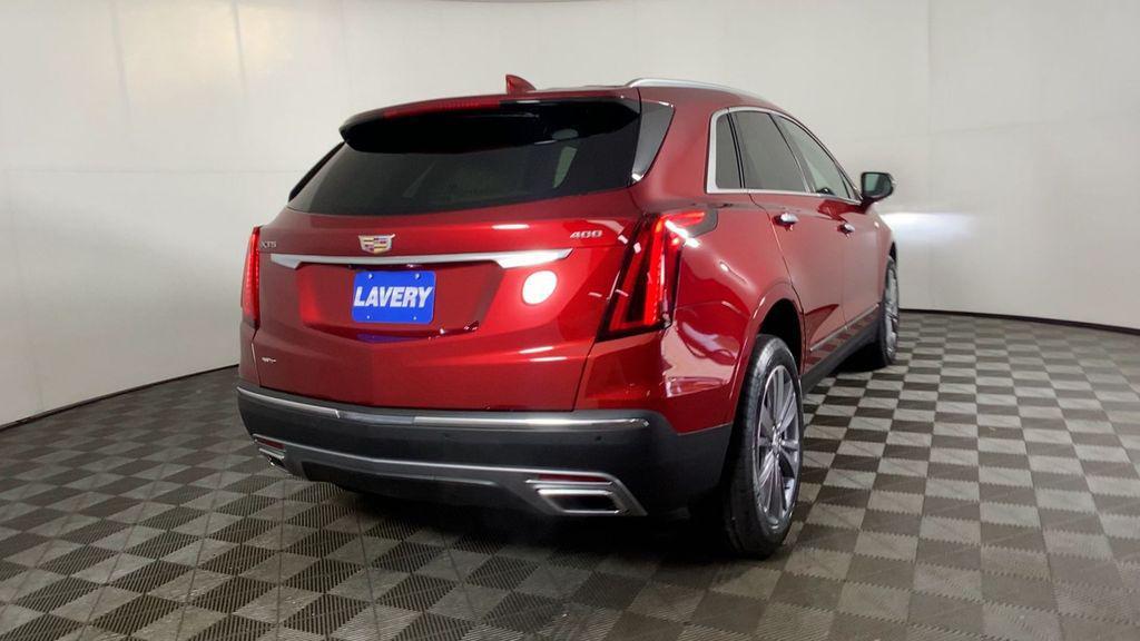 new 2025 Cadillac XT5 car, priced at $56,755