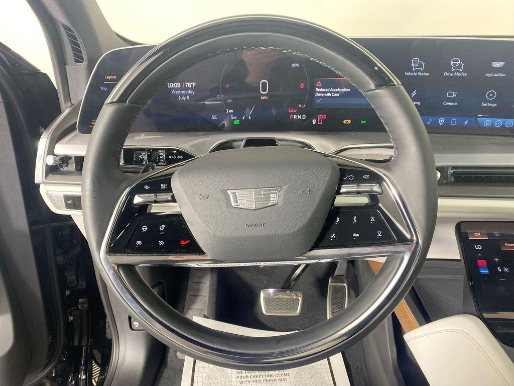 new 2026 Cadillac VISTIQ car, priced at $81,410