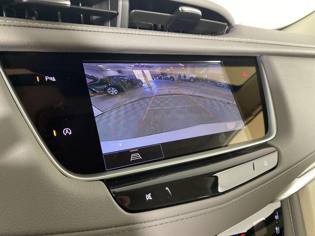 new 2025 Cadillac XT5 car, priced at $55,755