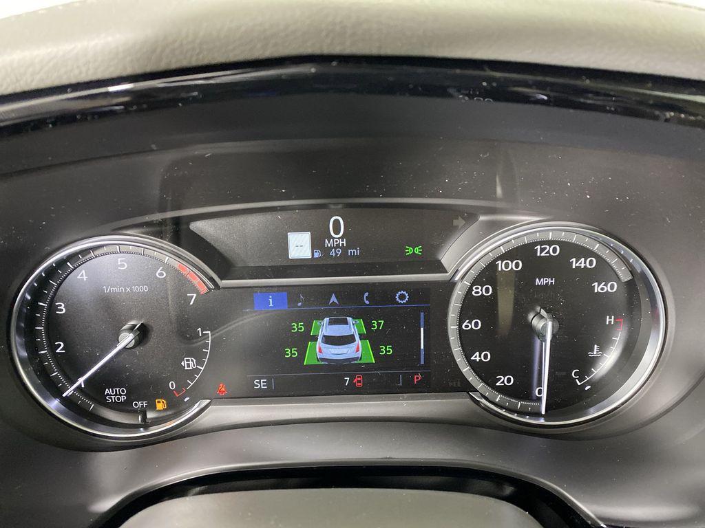 new 2025 Cadillac XT5 car, priced at $52,555