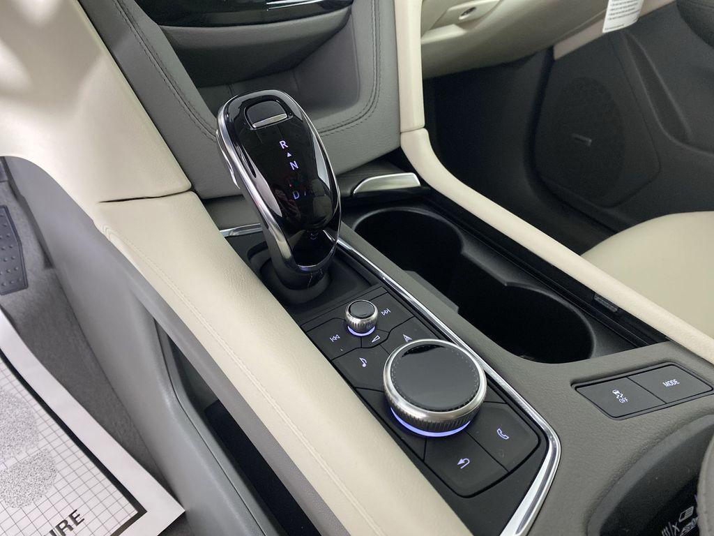 new 2025 Cadillac XT5 car, priced at $55,755