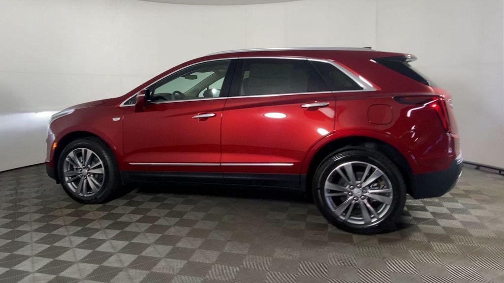 new 2025 Cadillac XT5 car, priced at $56,755