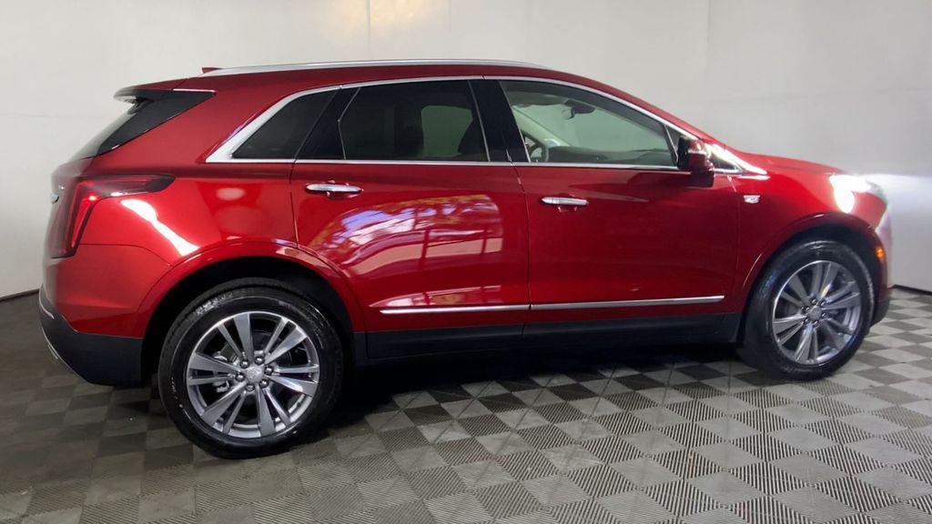 new 2025 Cadillac XT5 car, priced at $56,755