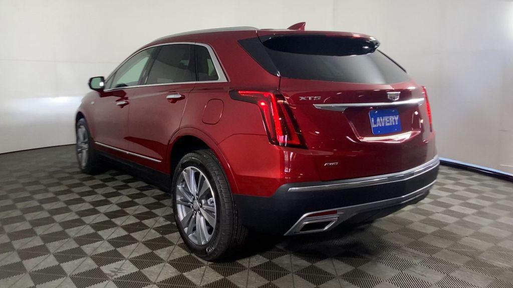 new 2025 Cadillac XT5 car, priced at $56,755