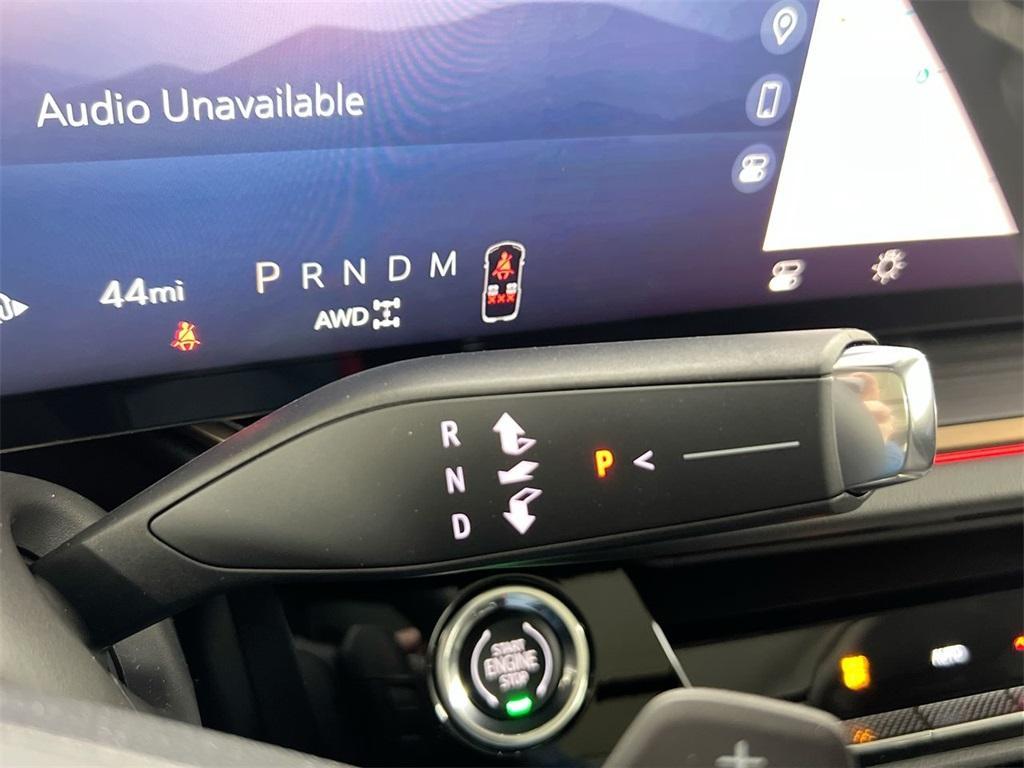 new 2025 Buick Envision car, priced at $45,473