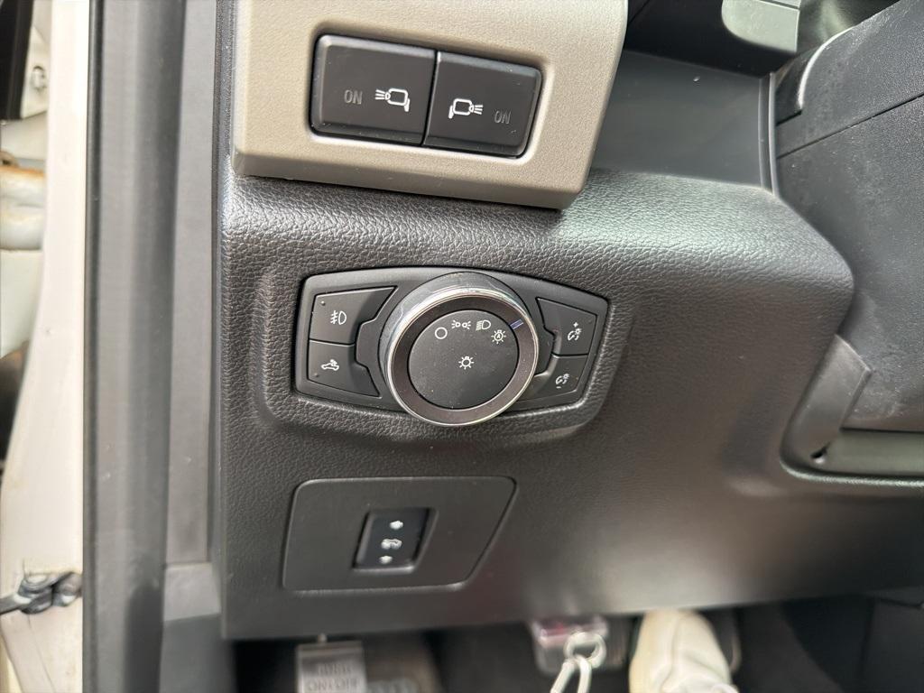 used 2015 Ford F-150 car, priced at $18,900