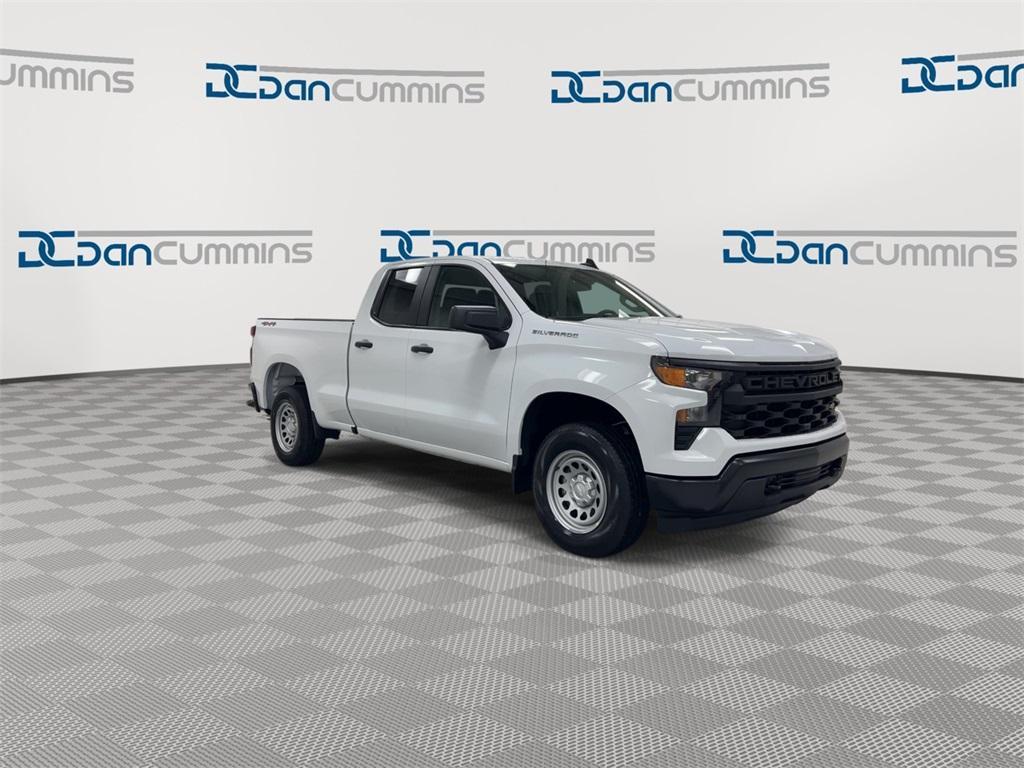 new 2026 Chevrolet Silverado 1500 car, priced at $45,320