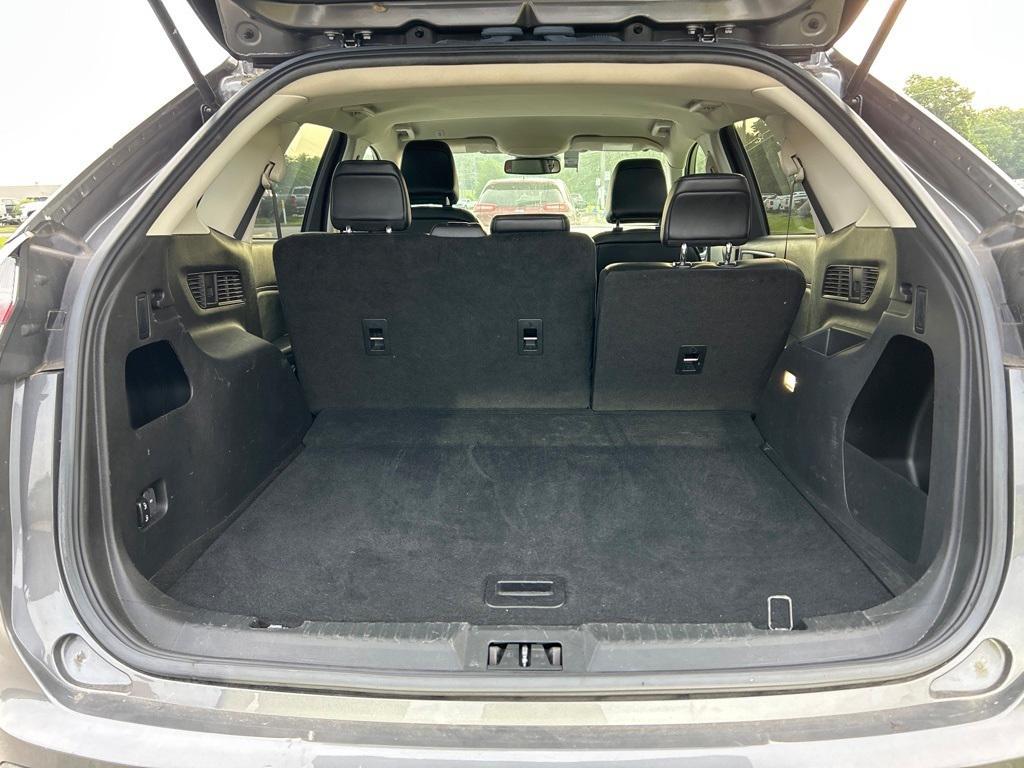 used 2023 Ford Edge car