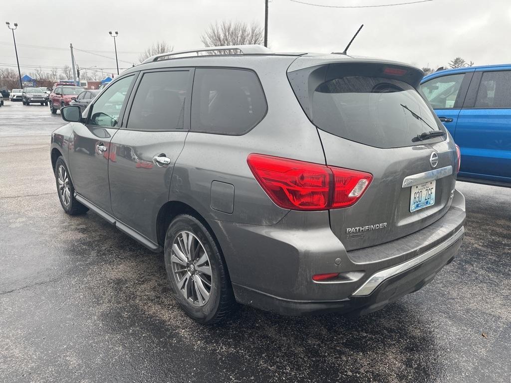 used 2018 Nissan Pathfinder car