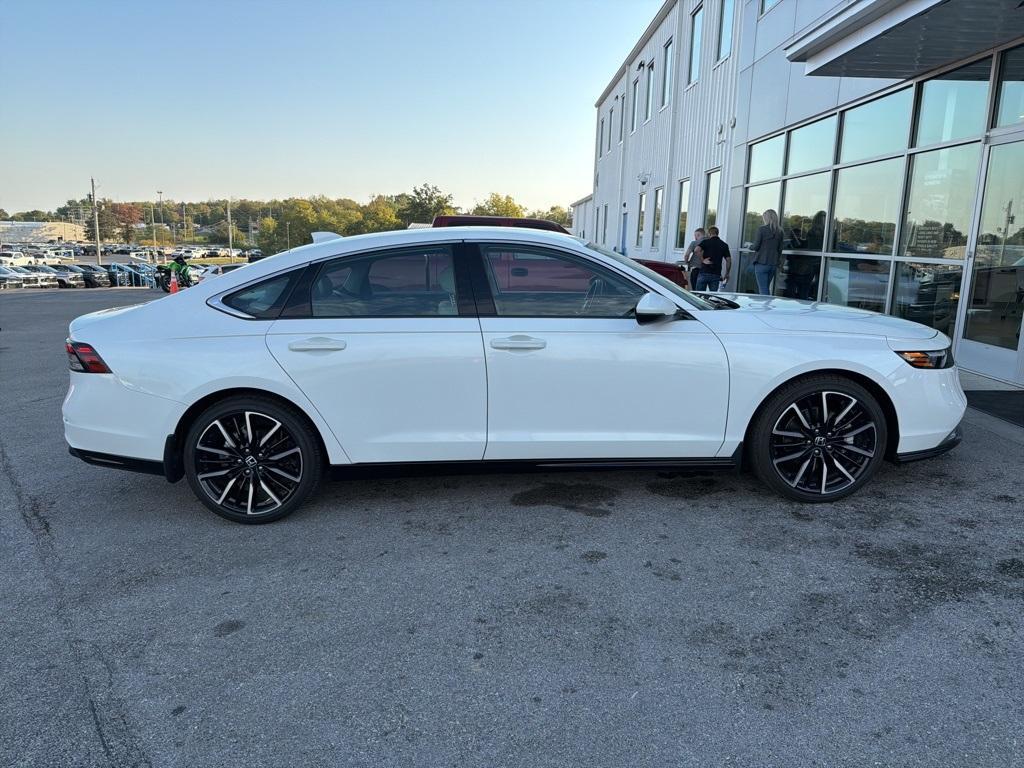 used 2023 Honda Accord Hybrid car, priced at $32,587