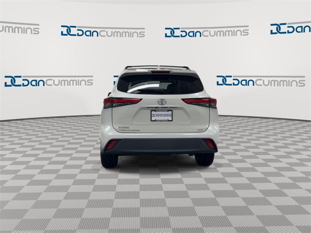 used 2021 Toyota Highlander car, priced at $27,987