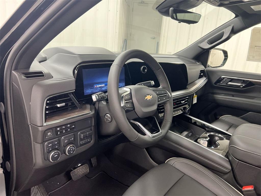 new 2025 Chevrolet Suburban car, priced at $89,873