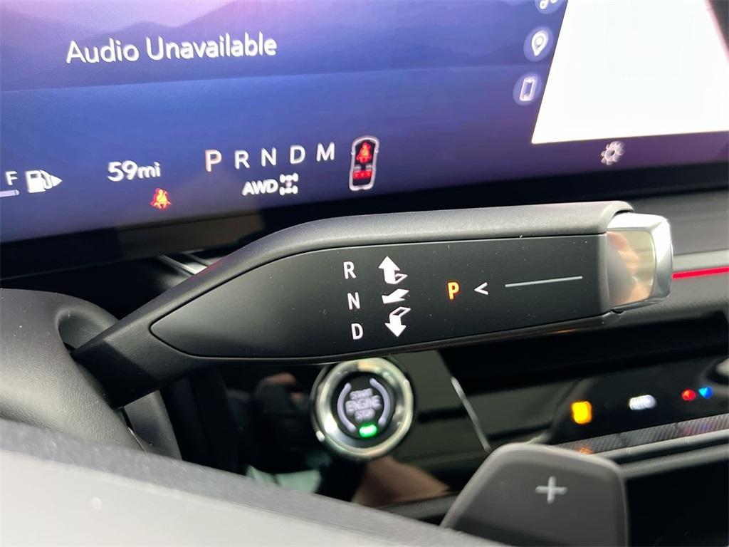 new 2025 Buick Envision car, priced at $38,257