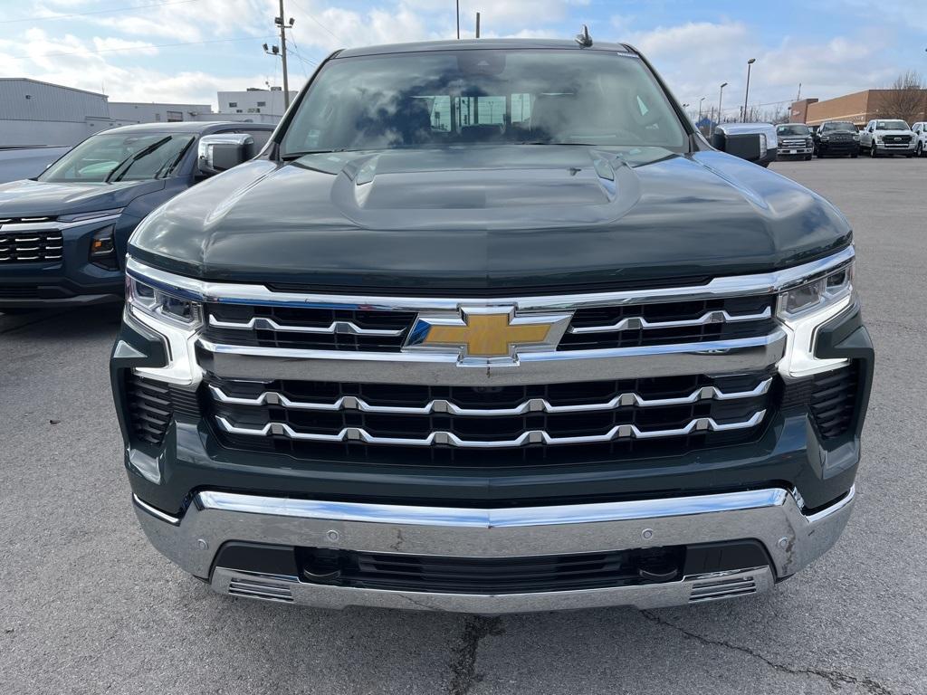 new 2025 Chevrolet Silverado 1500 car, priced at $62,915