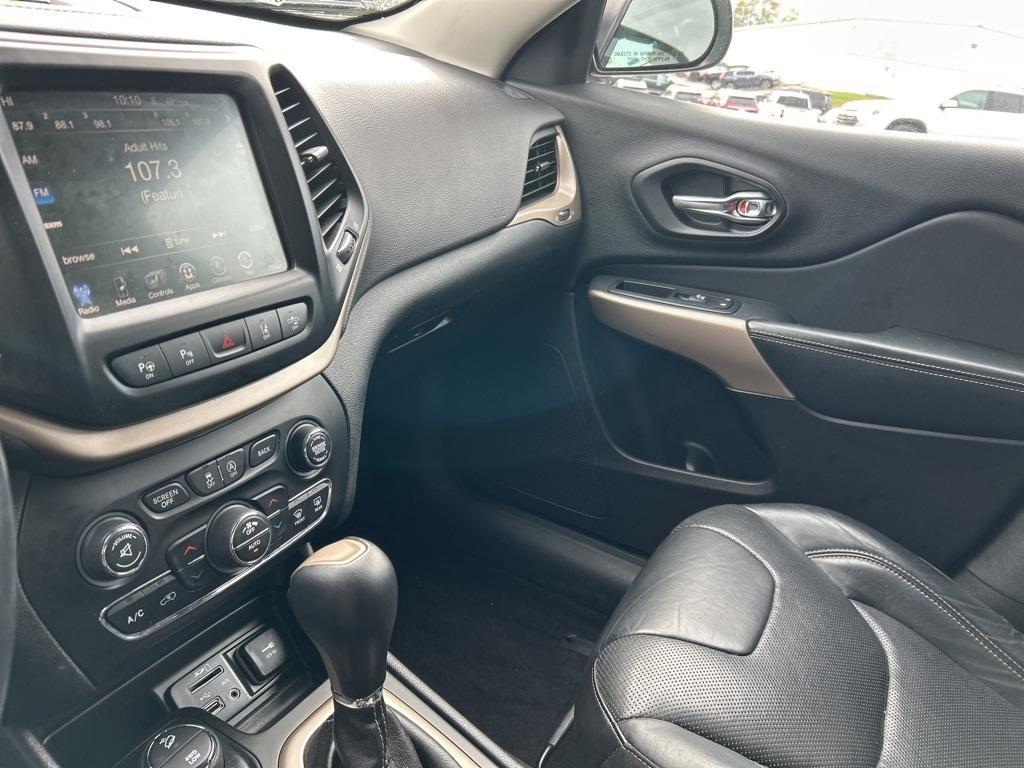 used 2017 Jeep Cherokee car, priced at $14,987