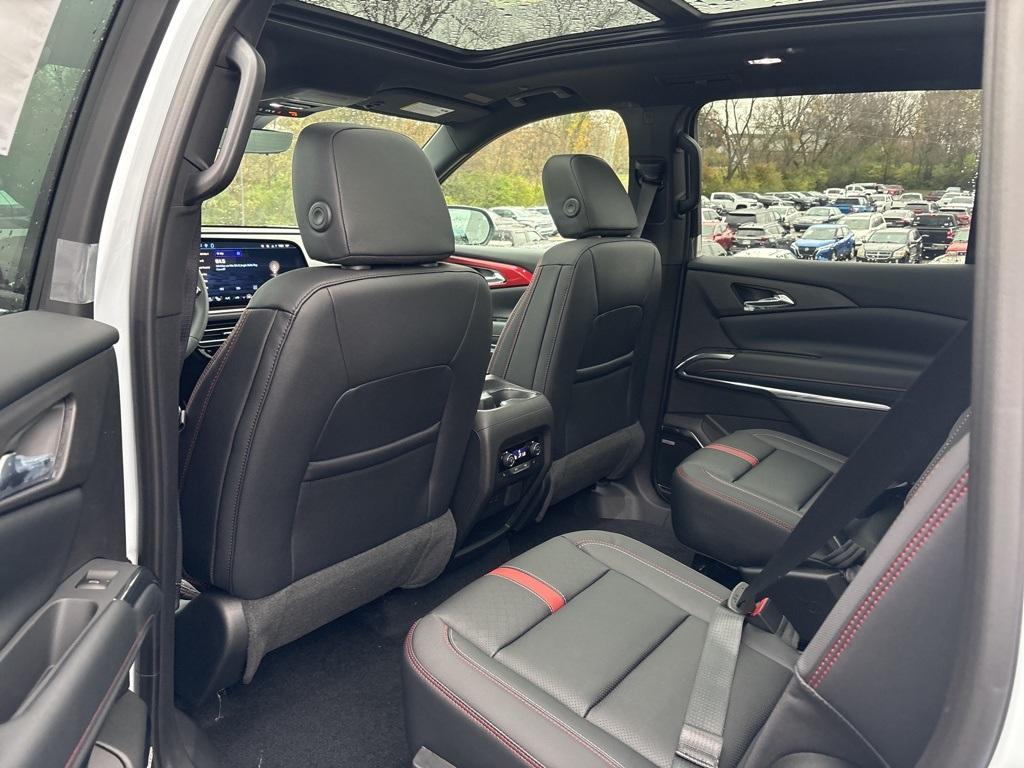 new 2026 Chevrolet Traverse car, priced at $60,217