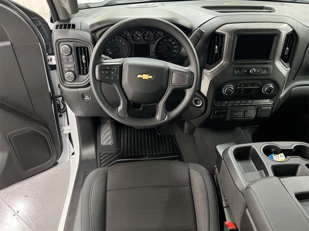 new 2025 Chevrolet Silverado 1500 car, priced at $43,615