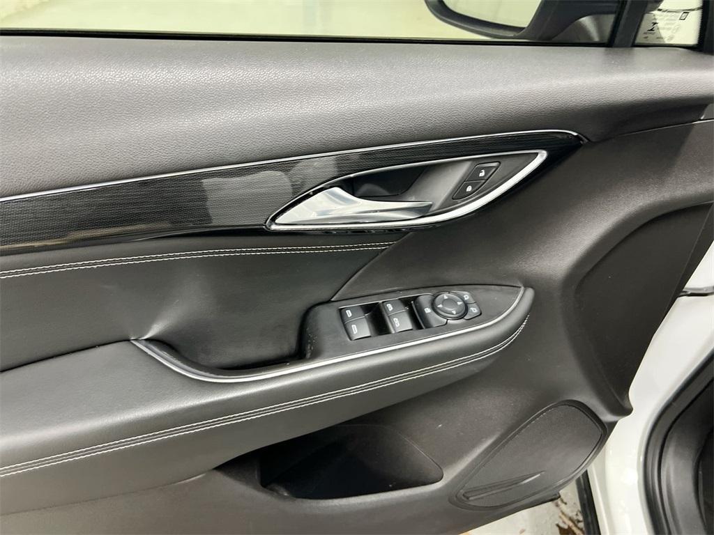 used 2021 Buick Envision car, priced at $22,587