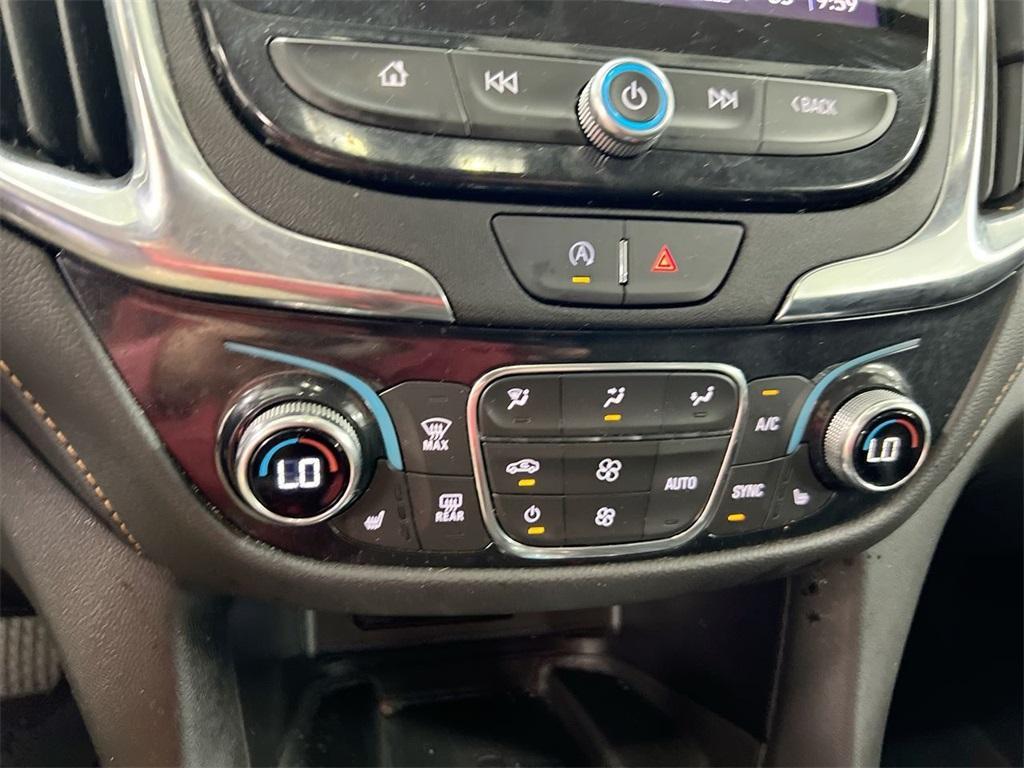 used 2024 Chevrolet Equinox car, priced at $25,787