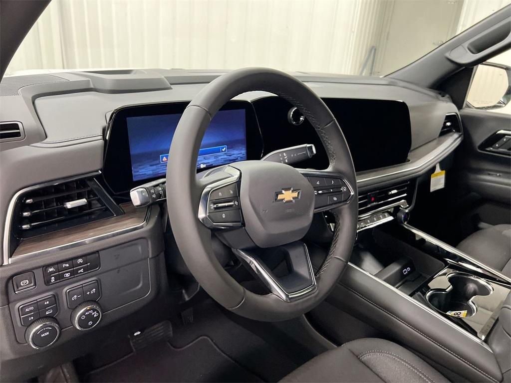 new 2025 Chevrolet Suburban car, priced at $63,473