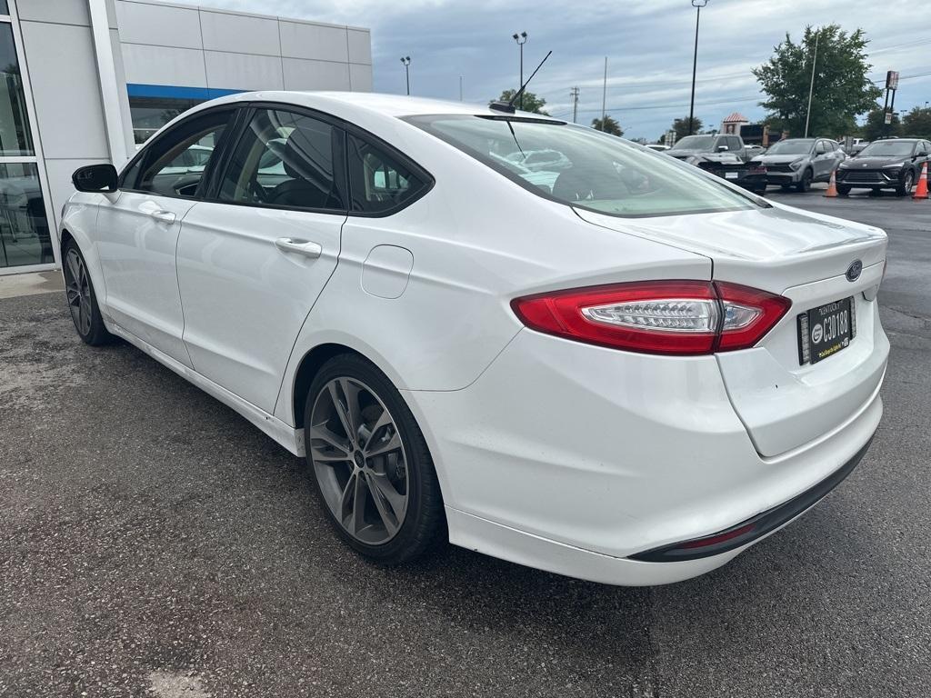 used 2015 Ford Fusion car, priced at $3,900
