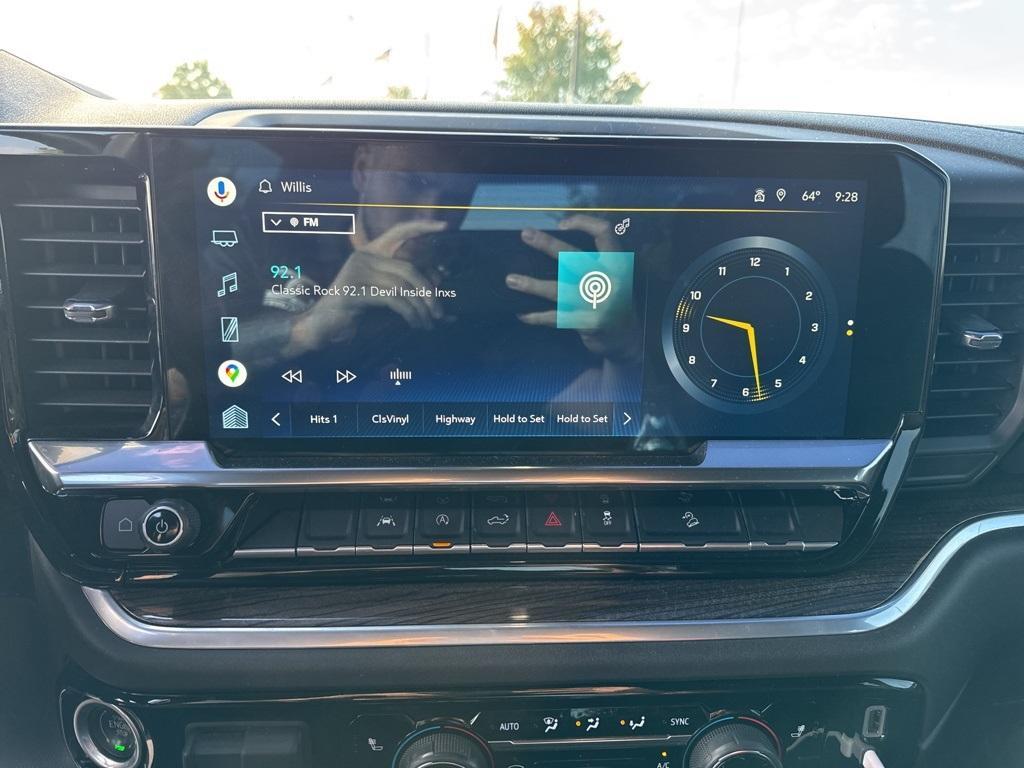 used 2022 Chevrolet Silverado 1500 car, priced at $36,987