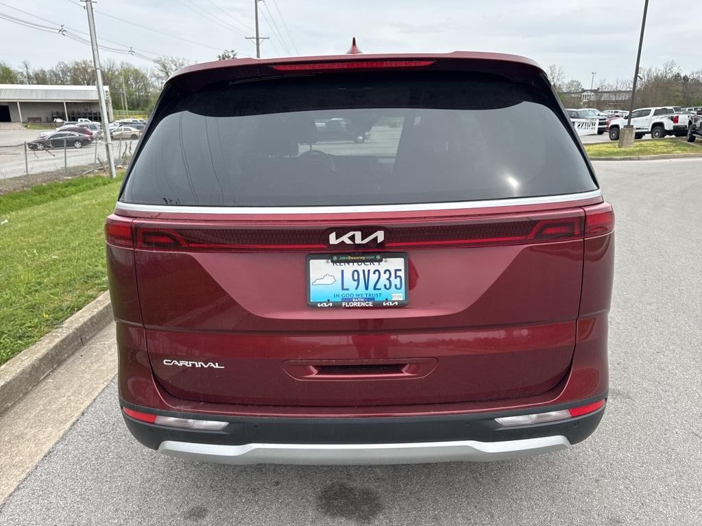 used 2024 Kia Carnival car, priced at $36,987