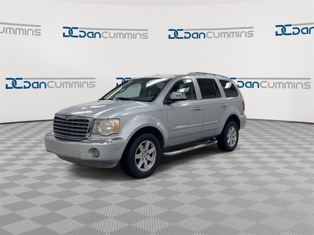 used 2007 Chrysler Aspen car, priced at $3,900