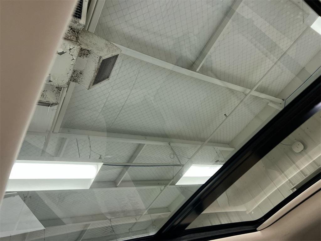 used 2022 Cadillac XT5 car, priced at $24,987