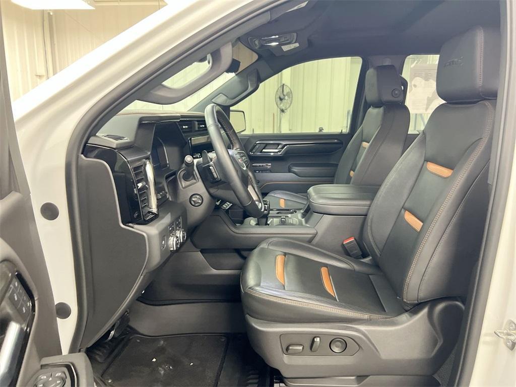 used 2023 GMC Sierra 1500 car, priced at $49,987