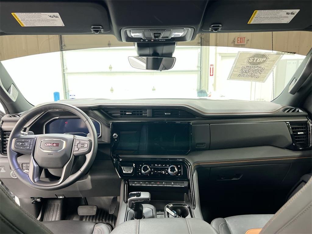 used 2023 GMC Sierra 1500 car, priced at $49,987